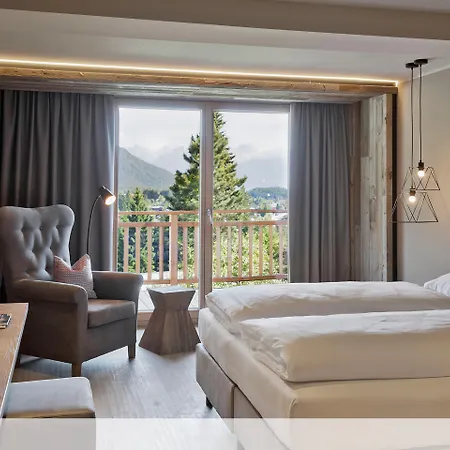 & Laerchenhof 4*