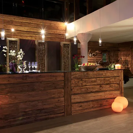 & Laerchenhof Hotel Seefeld w Tirolu