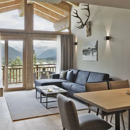 Szálloda & Laerchenhof 4*