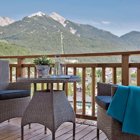Hotel & Laerchenhof 4*