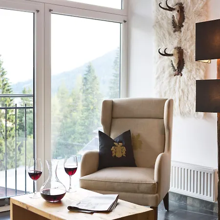 & Laerchenhof Seefeld w Tirolu