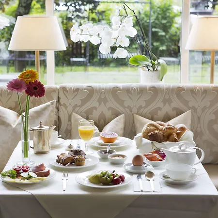Hotel & Laerchenhof Seefeld w Tirolu