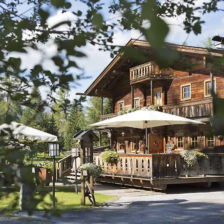 & Laerchenhof Hotel Seefeld w Tirolu