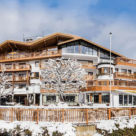 Hotel & Laerchenhof 4*