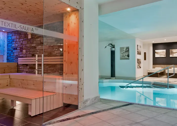 Hotel & Laerchenhof Seefeld in Tirol