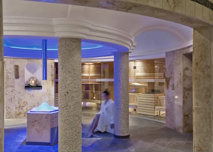 Hotel & Laerchenhof Seefeld in Tirol