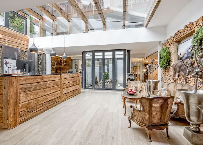 & Laerchenhof 4* ゼーフェルト・イン・チロル