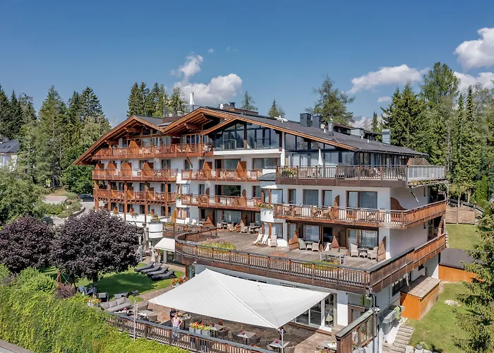 Hotel & Laerchenhof Seefeld in Tirol