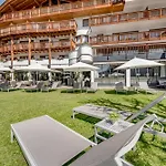 Hotell & Laerchenhof Seefeld in Tirol