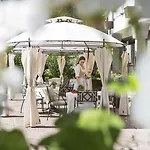 & Laerchenhof Hotell