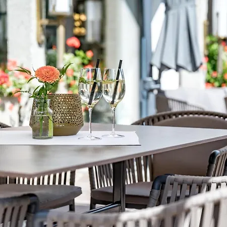 Hotell & Laerchenhof Seefeld in Tirol