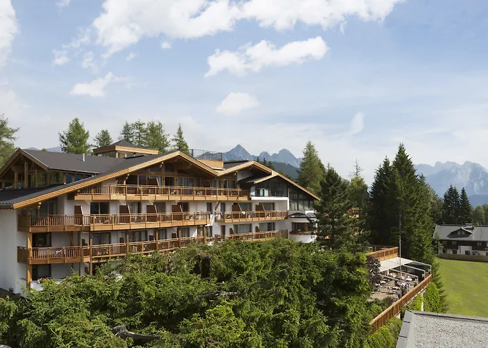 & Laerchenhof 4* Seefeld w Tirolu